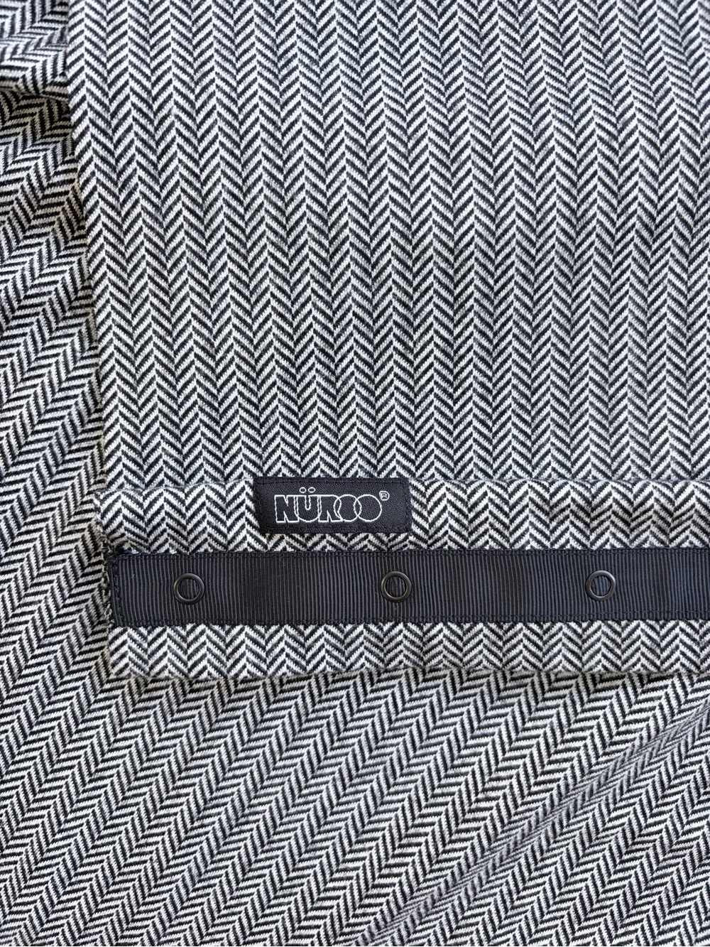 Núnoo Black & White Herringbone Women’s Accessory